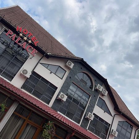 Hotel Palace Targu Jiu Ngoại thất bức ảnh