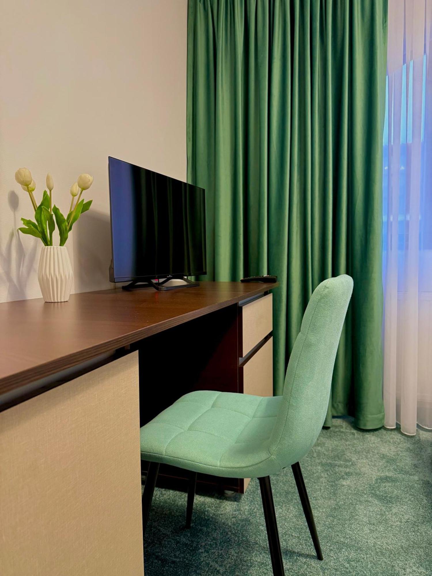 Hotel Palace Targu Jiu Ngoại thất bức ảnh